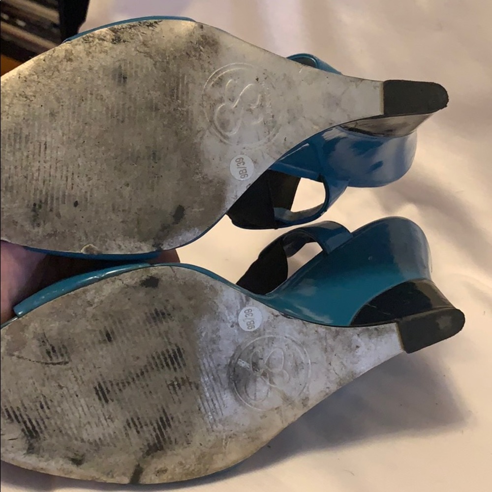 Jessica Simpson wedge heels size 9 - Picture 3 of 4